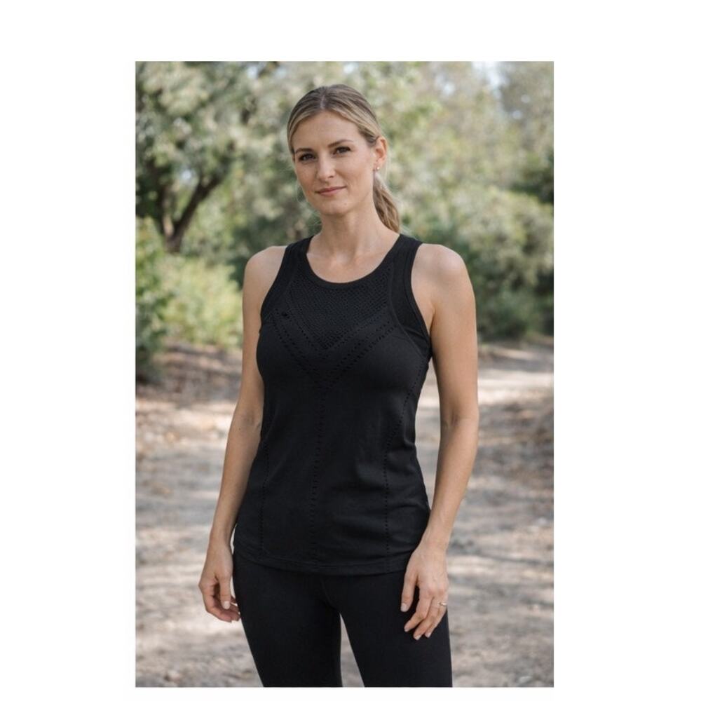 Athleta Black Mesh Sleeveless Performance Tank Top Medium M B-Corp Portugal